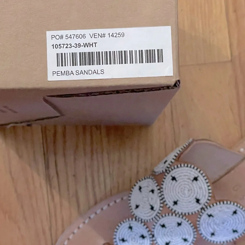 LAIDBACK LONDON Pemba White Sandals - Sizes 38 (US 7) & Size 39 (US 8) New - Picture 6 of 8